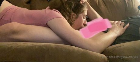 lyssa22foryou トップポルノスター 写真