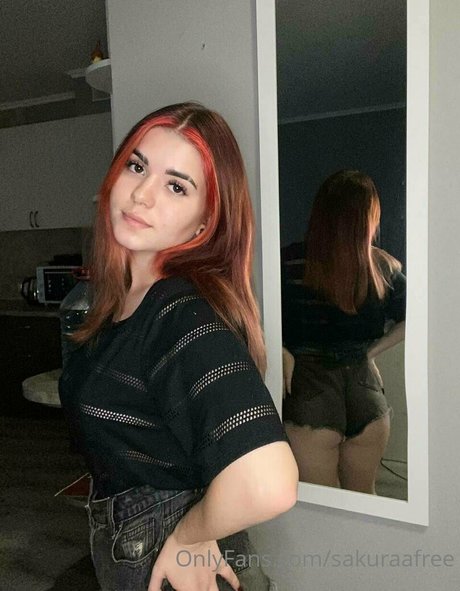 sakuraafree ポルノスター 独占 写真