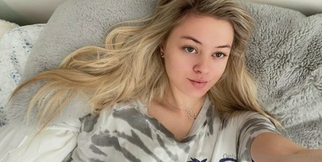 ambermoorexxx ポルノ女優 画像