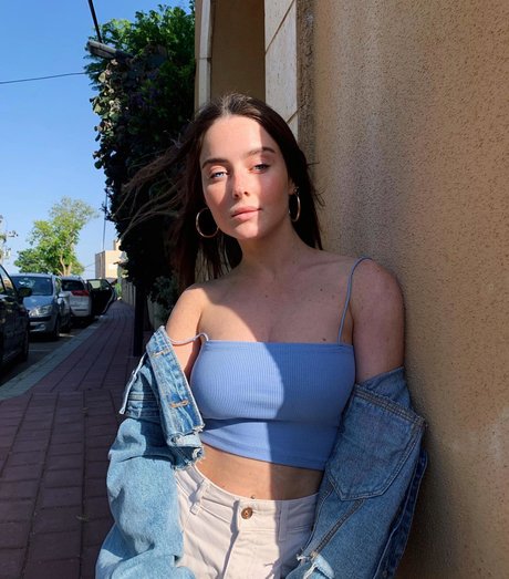 Effy Palarya 限定スター 写真