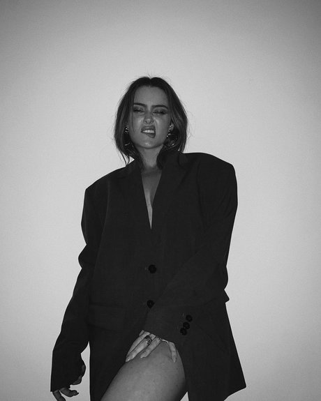 Effy Palarya 最高のスター ギャラリー