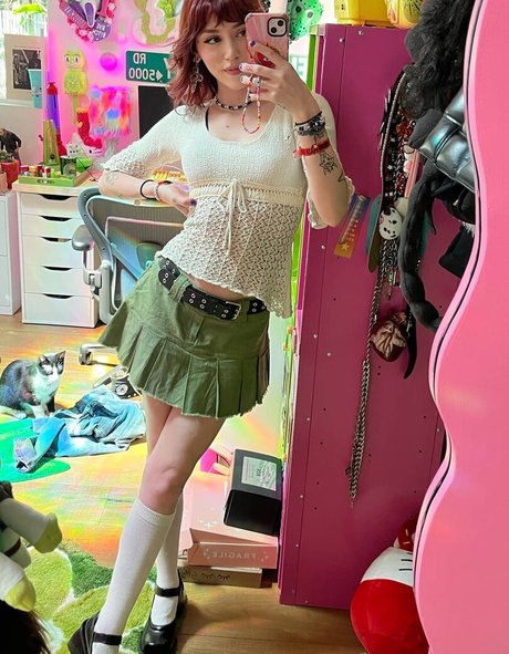 Kailee Morgue エロティックなポルノスター 画像
