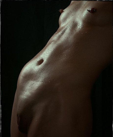 AsiaLily セックス女優 写真
