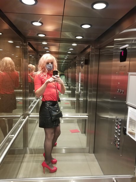 Sissy Jasmine アートモデル 写真