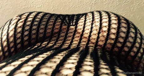 Sasha Danger OKC 独占モデル 写真