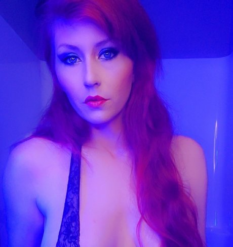Julie Fox アダルト女優 写真