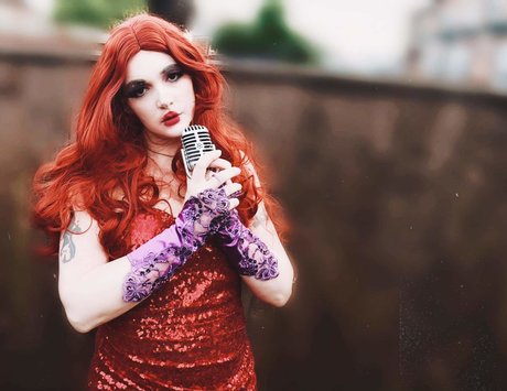The Countess ポルノスター ヌード ギャラリー