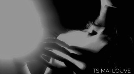 TS Mai Louve セックス女優 写真