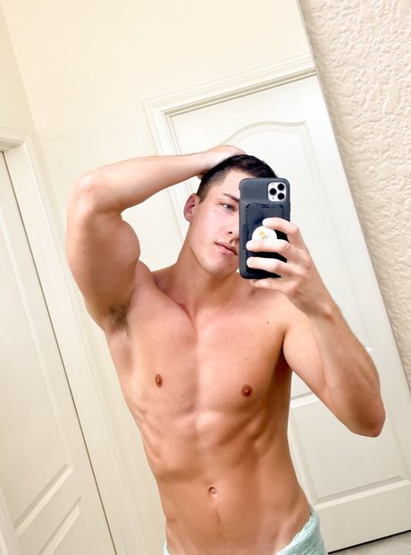 Tristan Hunter ポルノスター 可愛い 写真