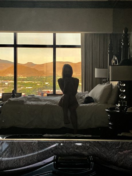 Olivia kalene 裸のポルノスター 写真