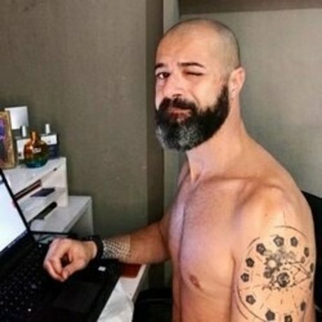 Everton Luis ホットなスター 写真
