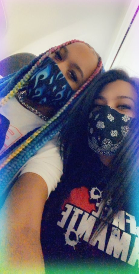 Diamante and Kiera Hogan ヌードモデル 写真