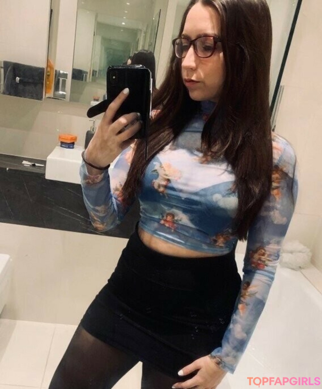 Kirsty Wells かわいいスター アーカイブ