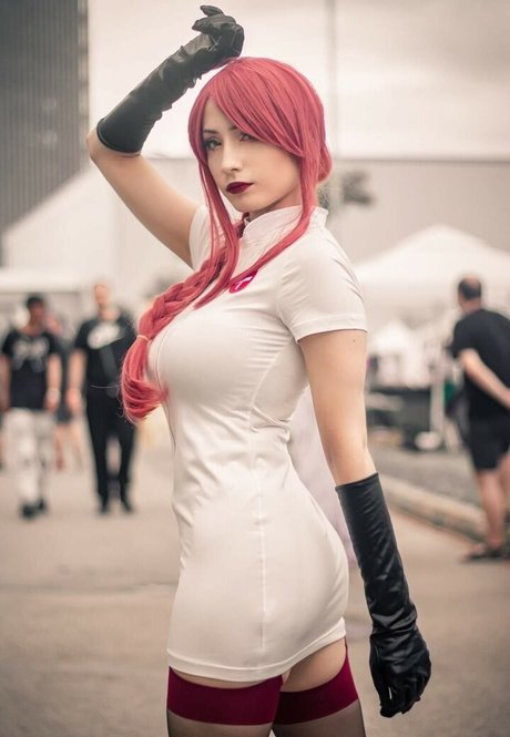 Athena Cosplay セックスモデル 写真