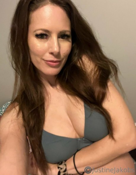 小さなお尻のOnlyFans 無料ヌード 写真