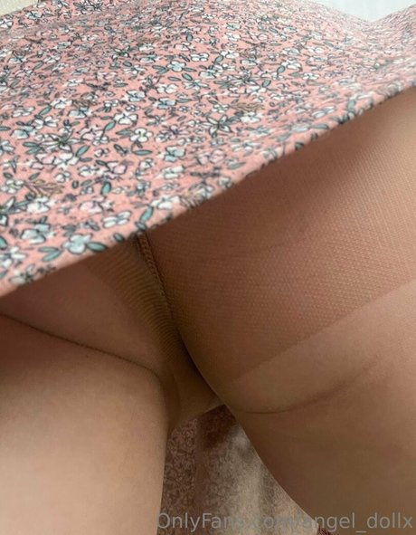 angel dollx エロティックなポルノスター 写真