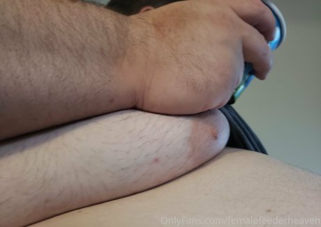 femalefeederheaven セックスモデル 写真