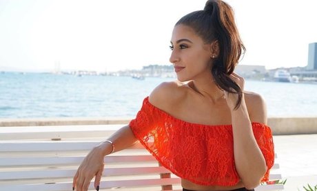 Andrea Helfrich セックススター 写真