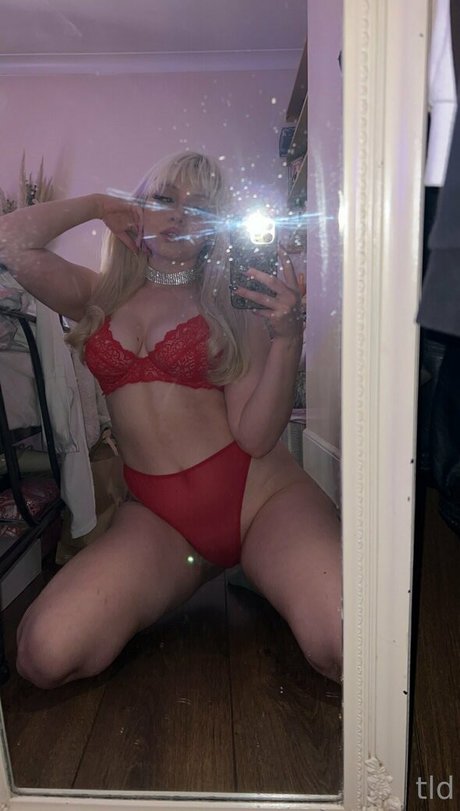 titslikedaisy ポルノスター 可愛い 写真