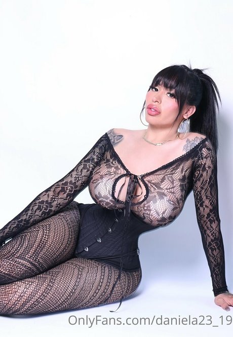 daniela23 19 ポルノスター アダルト 画像