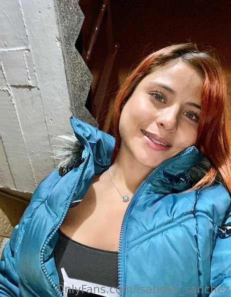 isabella sanchez モデル 画像