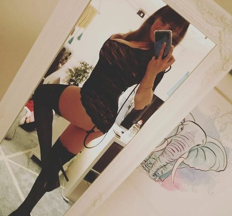Jojo Kiss 最高のモデル 写真