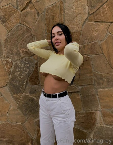 alinagrey セックススター 写真
