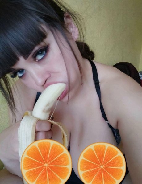 lara horn 高品質スター 写真