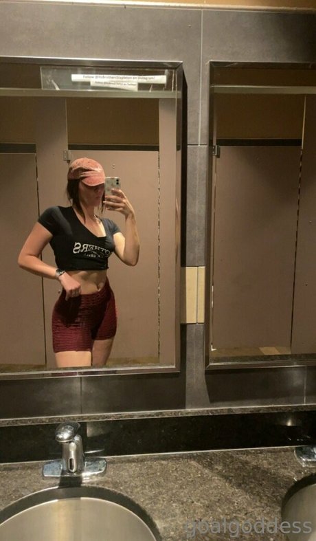 goalgoddess かわいいポルノスター 写真