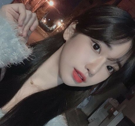 Se Yeon ポルノスター 無料 写真