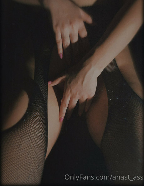 anast ass11 スター ヌード 写真