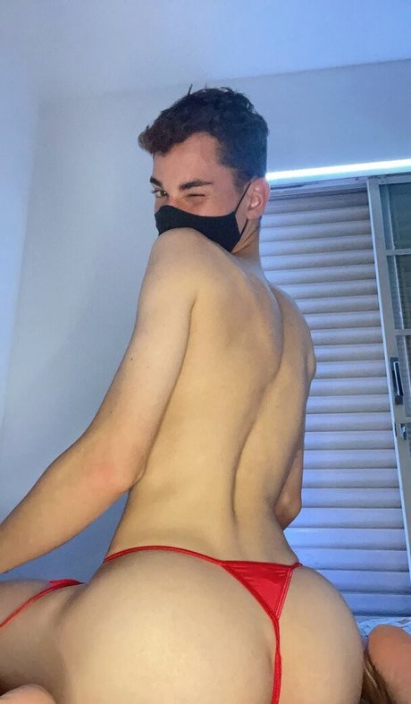 Femboyzx  最高の女優 写真