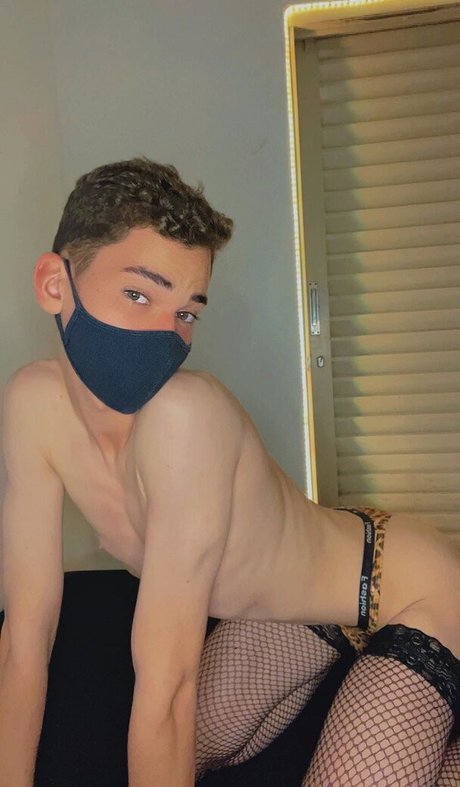 Femboyzx かわいいスター 写真