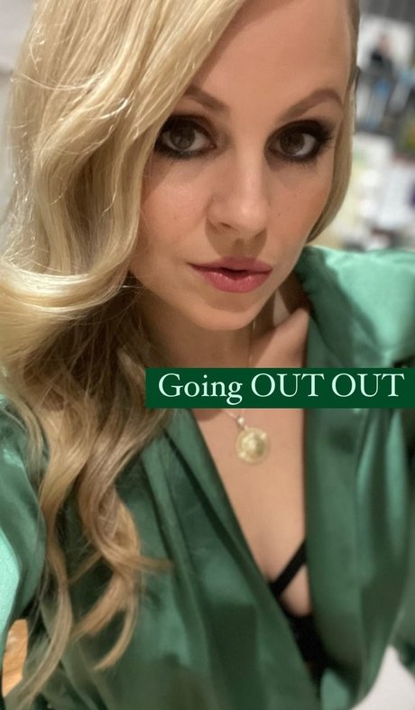 Tina OBrien エロティックなスター 画像