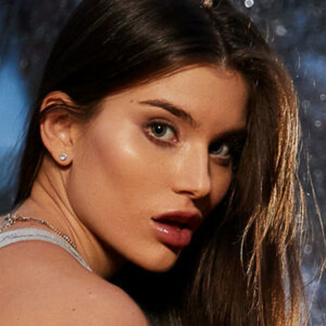 Stefany Kyler ポルノモデル 画像