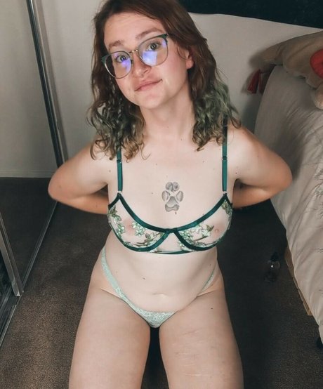 NatashaCameron ポルノモデル 写真