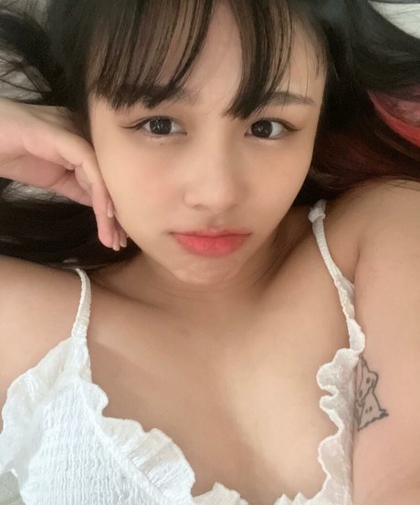 sadparu 美しいポルノスター アーカイブ