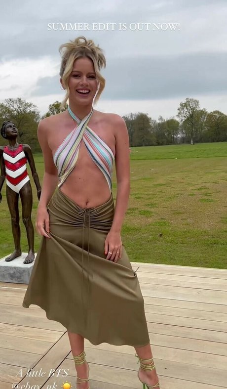 Tasha Ghouri ポルノスター エロティック 写真