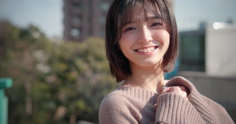 Kuramoto Sumire 裸のモデル 画像