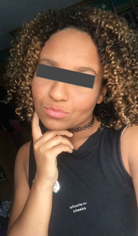 curls n cheeks 美しい女優 画像