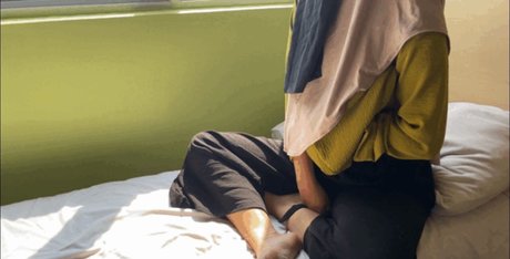 Hijab Camilla xxxスター 写真