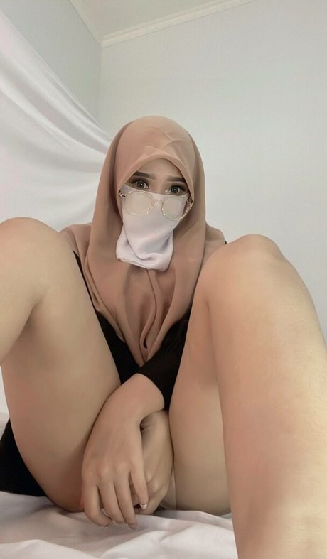 Hijab Camilla 高品質のポルノスター 写真