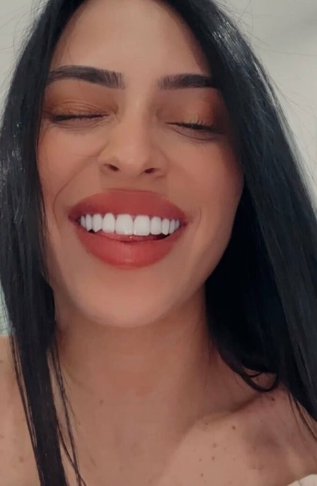 roselinllanes アートスター 写真