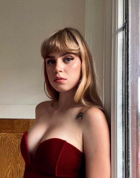 Cera Gibson 素敵なモデル 写真