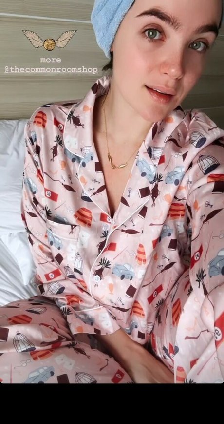 Stevie Lynn Jones トップスター 画像