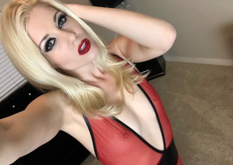 char stokely 美しいモデル アーカイブ
