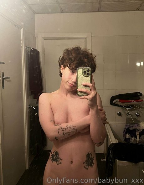 babybun xxx ポルノスター アダルト 写真