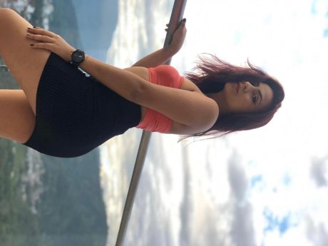Luisa Rodriguez 完璧なスター 写真