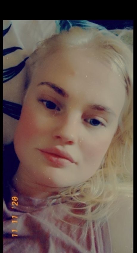 Lagertha ホット女優 写真