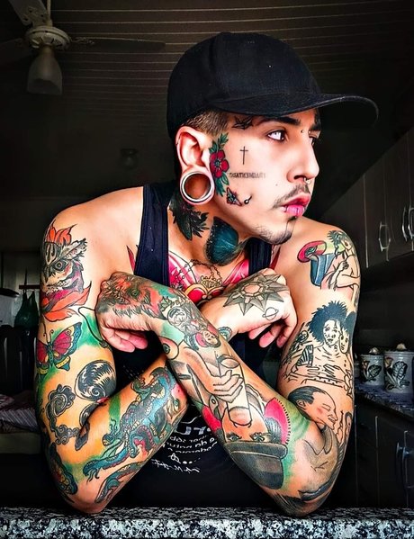 Gl Kruczynski XXXモデル 写真